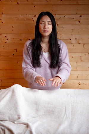 Angie LC-2821